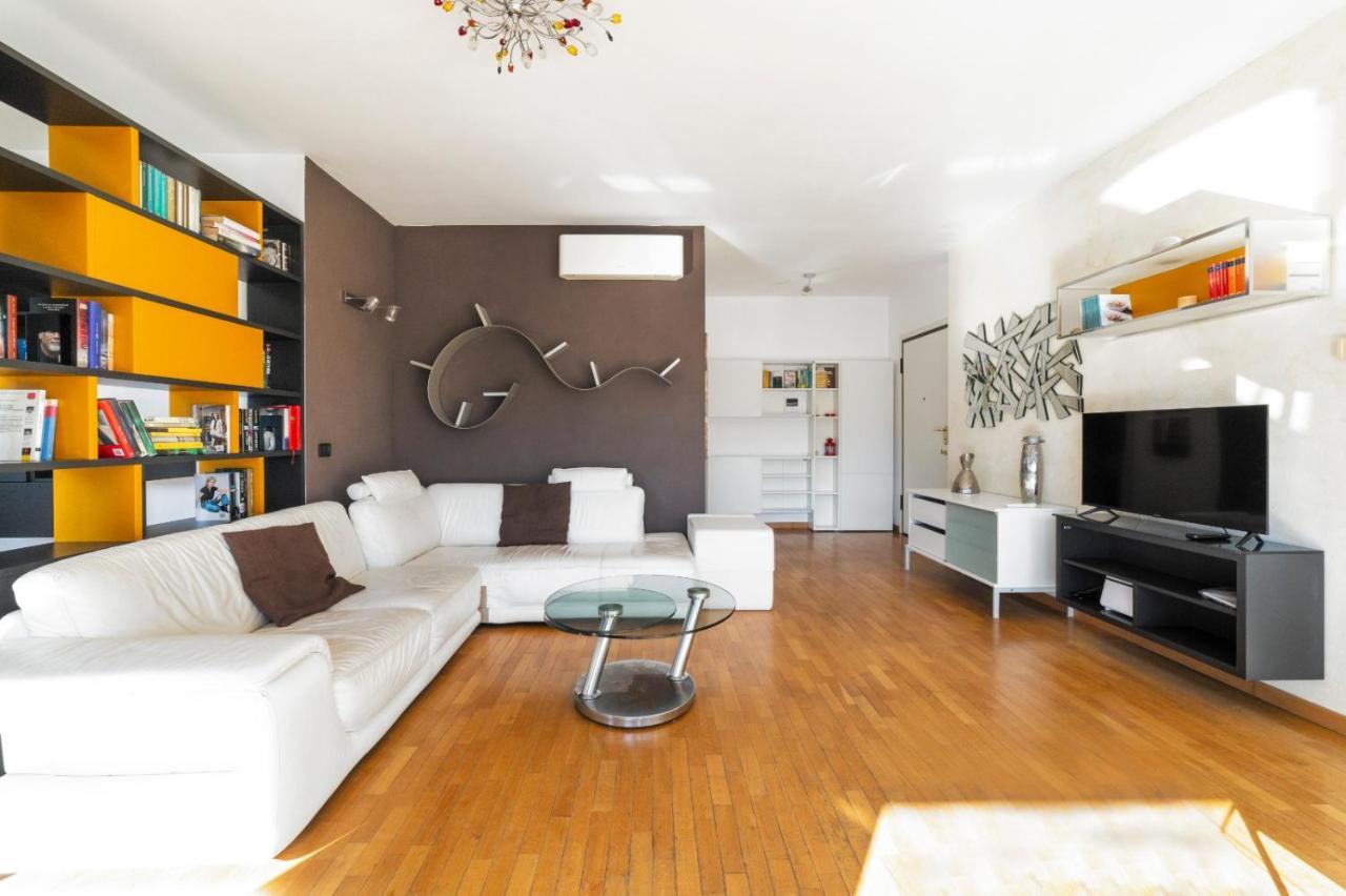 Milano Rogoredo Apartment With Garage Milão Exterior foto