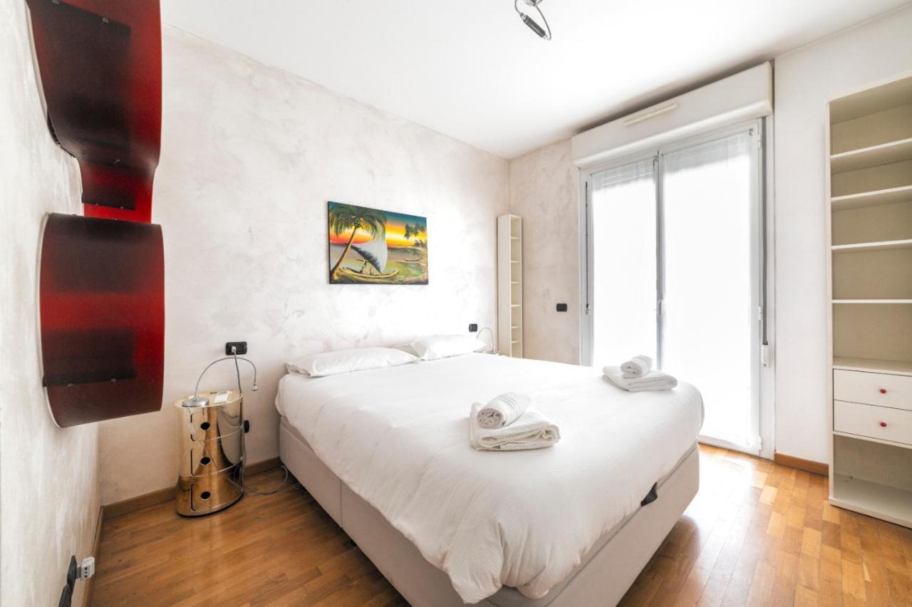 Milano Rogoredo Apartment With Garage Milão Exterior foto